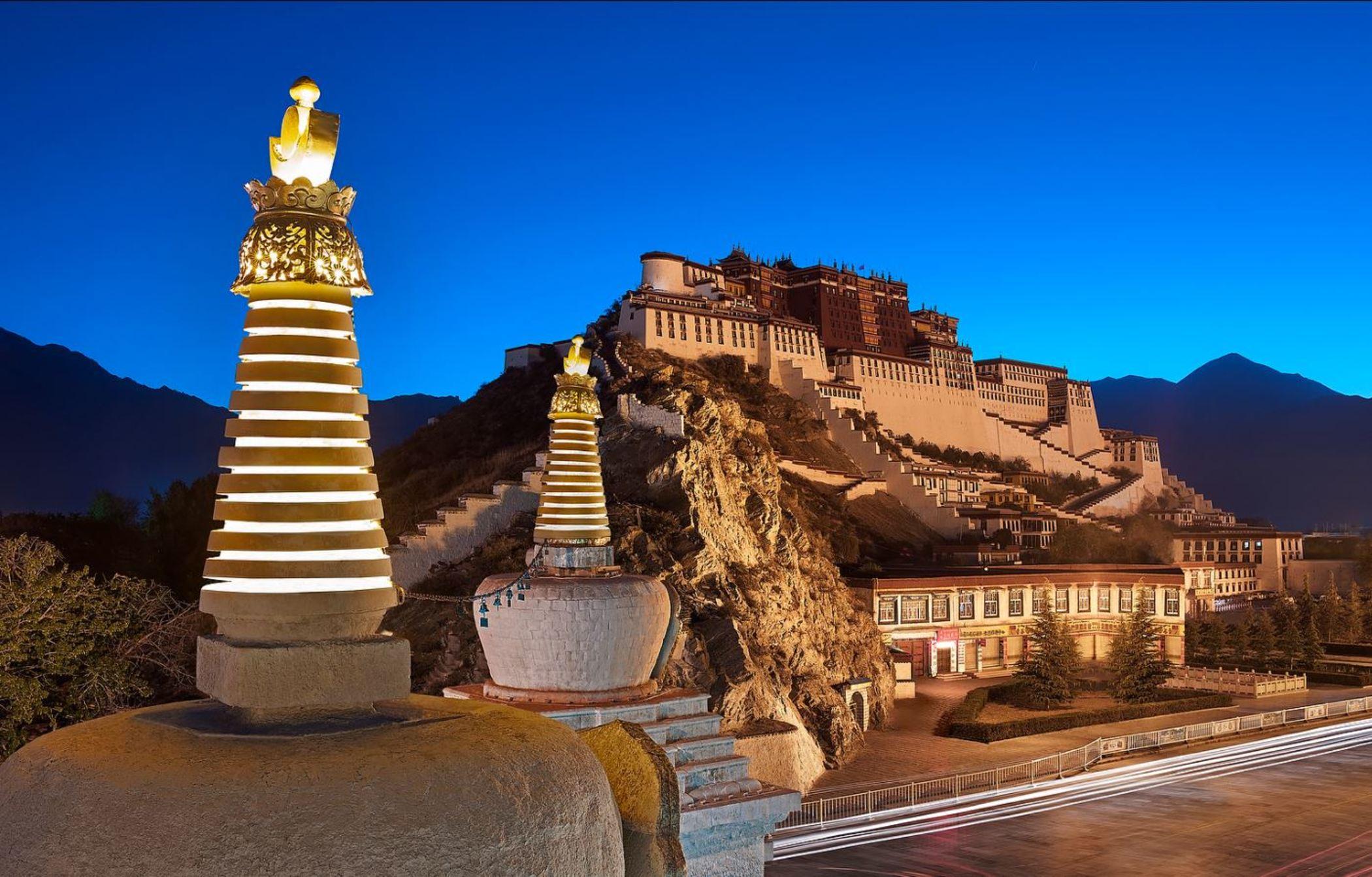 Shangri-La Lhasa Esterno foto