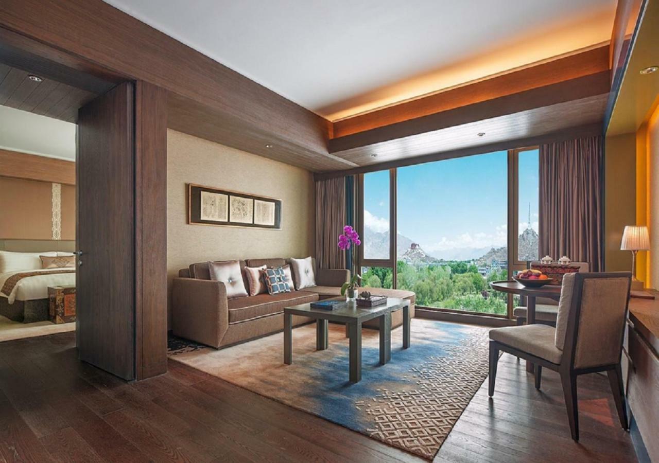 Shangri-La Lhasa Esterno foto
